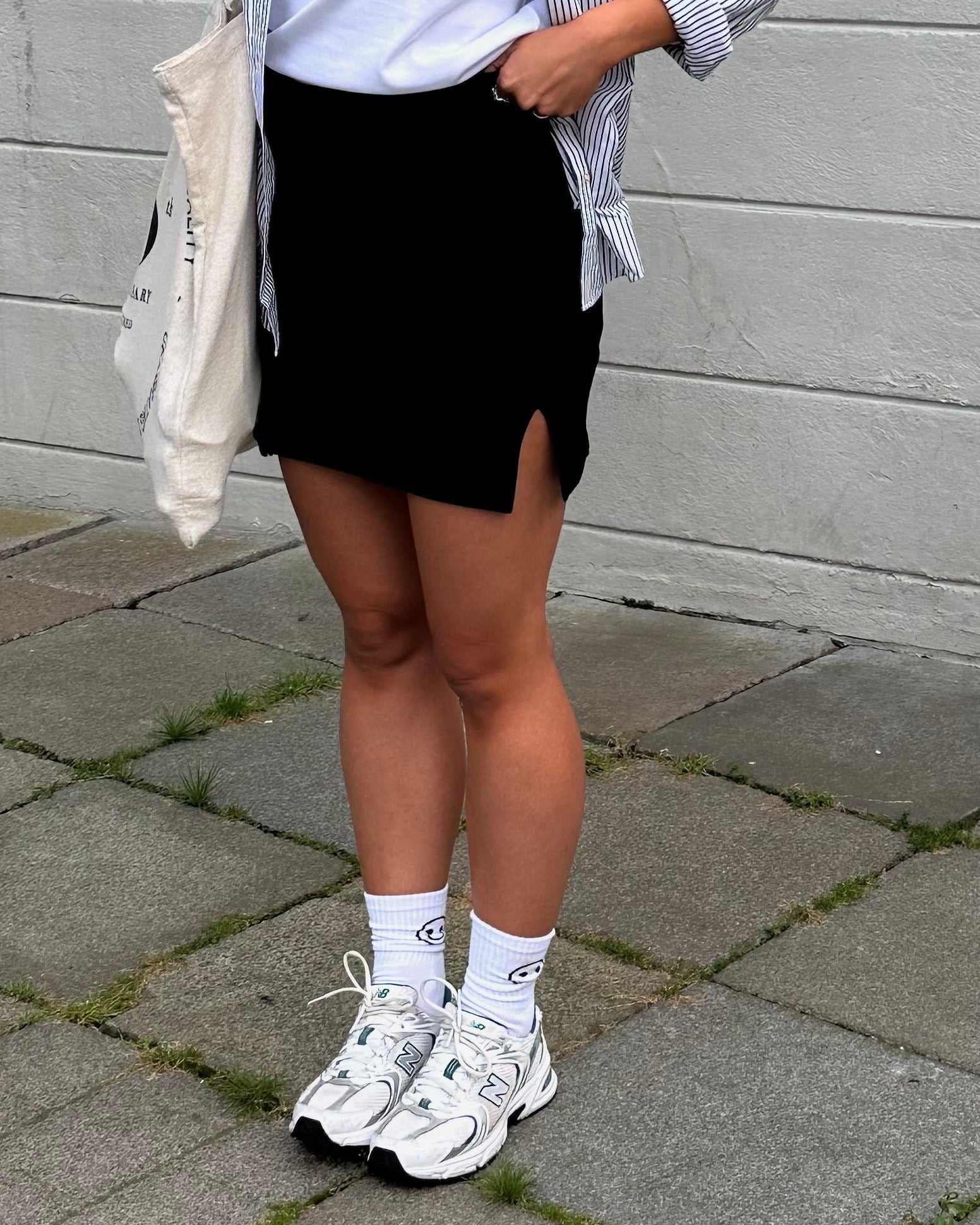 PCBOZZY Short Skirt - Black